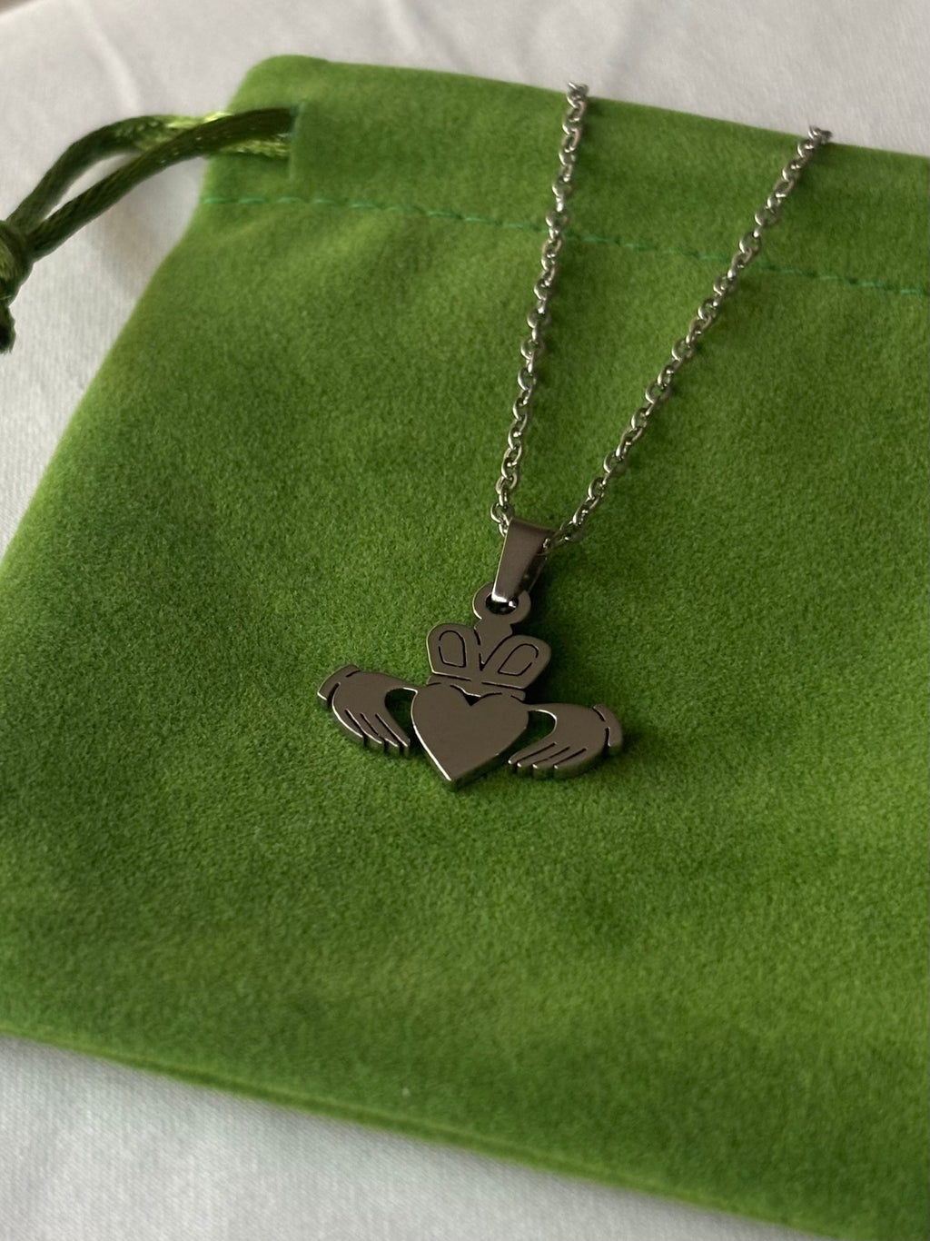 Claddagh necklace Silver