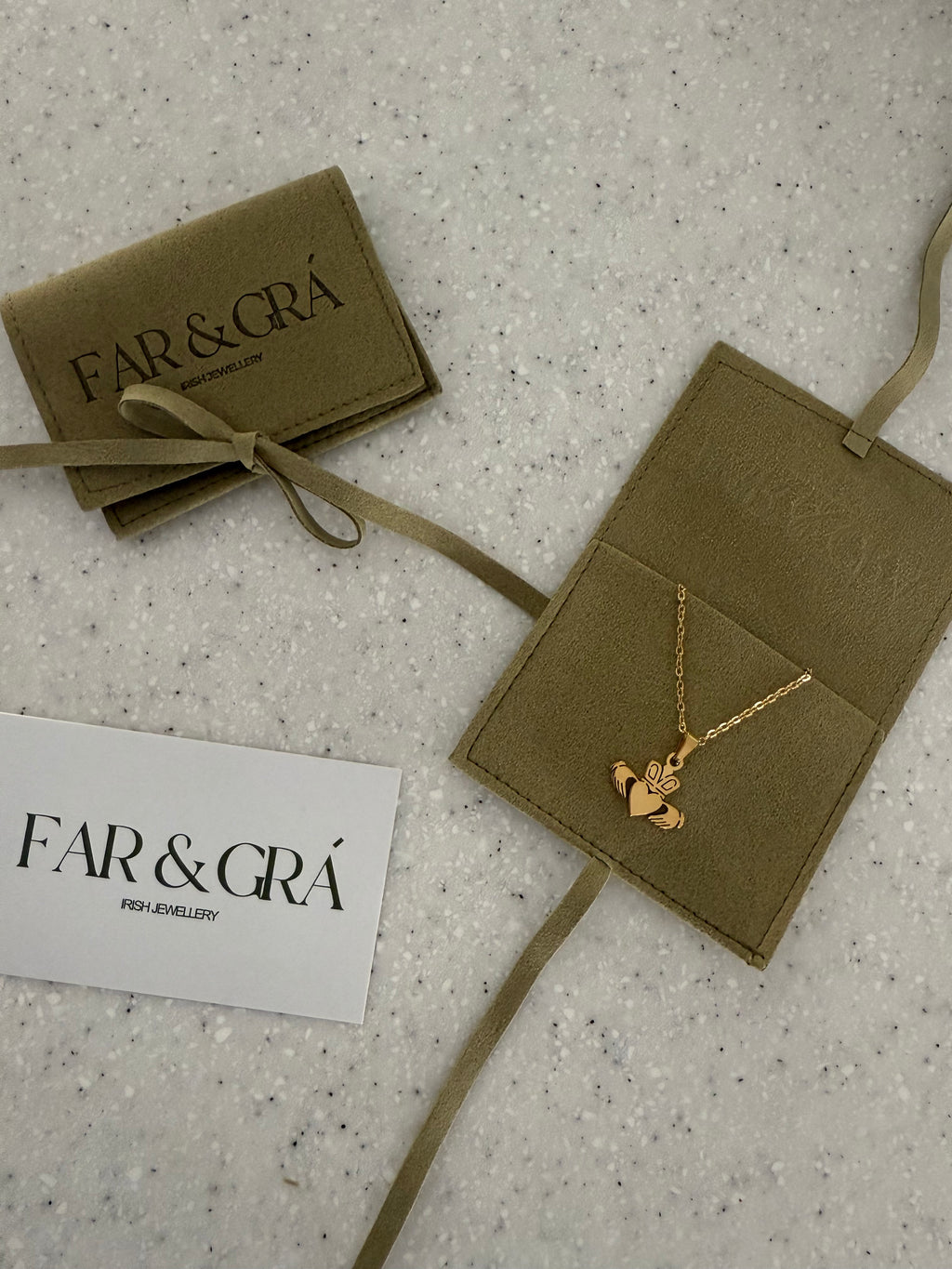 Claddagh necklace Gold