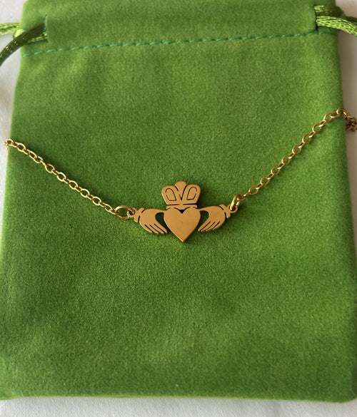 Claddagh bracelet Gold
