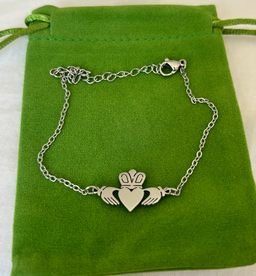 Claddagh bracelet Silver