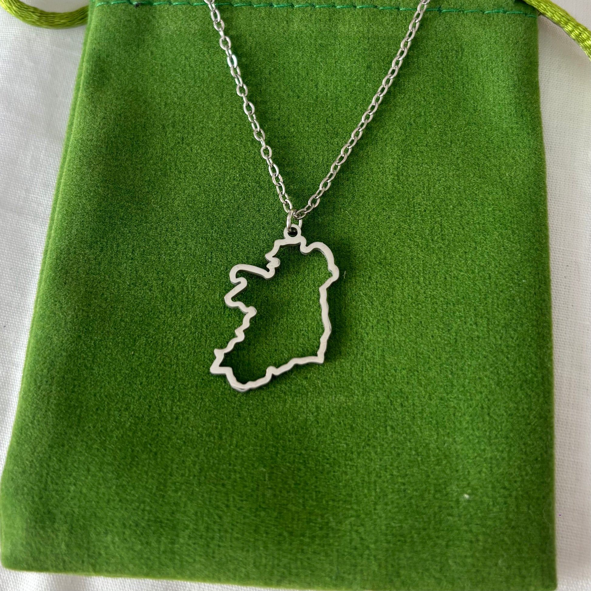 Simply Eiré silver